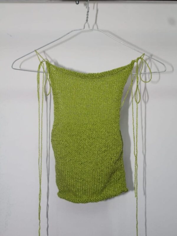 Top Aine- Verde Amarillento